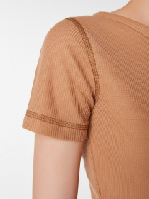 Футболка Trendyol модель TWOSS22TS1804/Camel Фото