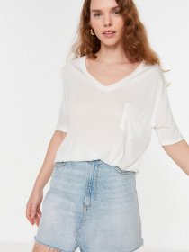 Футболка Trendyol модель TWOSS22TS1805/Ekru Фото