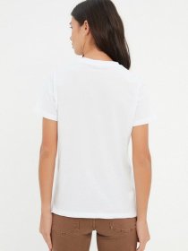 Футболка Trendyol модель TWOSS22TS1806/Beyaz Фото
