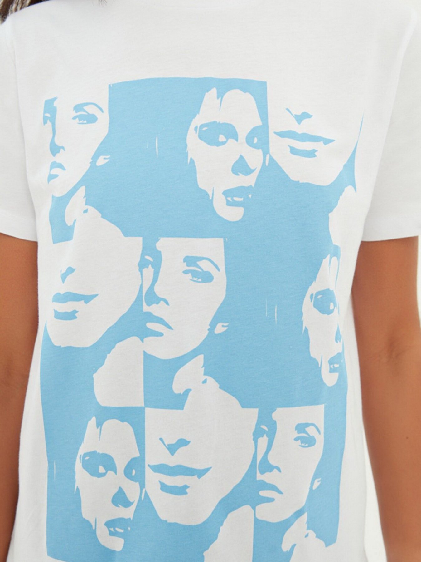 Футболка Trendyol модель TWOSS22TS1806/Beyaz Фото