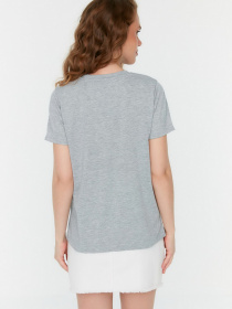 Футболка Trendyol модель TWOSS22TS1813/Gri Футболка Trendyol модель TWOSS22TS1813/Gri Фото