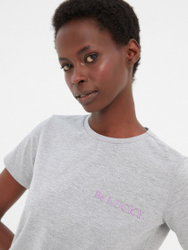 Футболка Trendyol модель TWOSS22TS2106/Gri Футболка Trendyol модель TWOSS22TS2106/Gri Фото