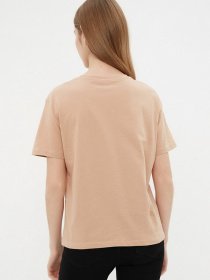 Футболка Trendyol модель TWOSS22TS2157/Bej Фото