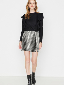 Юбка мини Trendyol модель TWOAW23ET00112/Siyah Фото