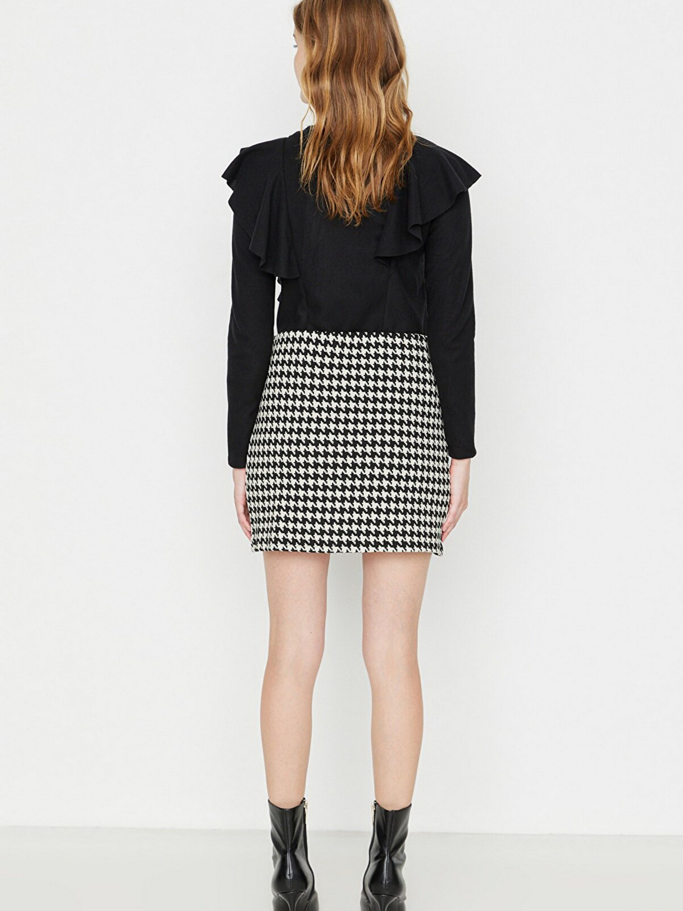 Спідниця міні Trendyol модель TWOAW23ET00112/Siyah Фото