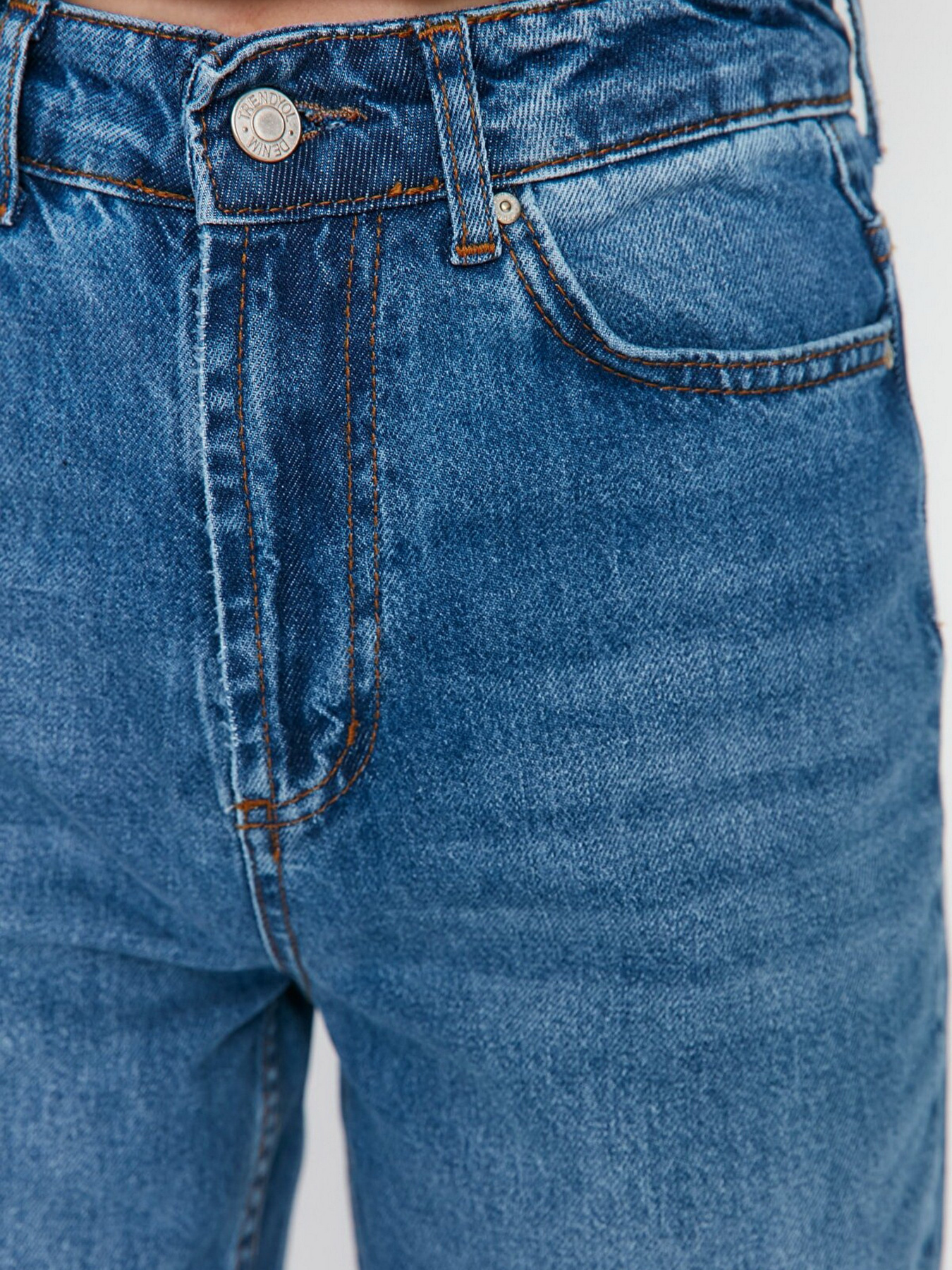 Широкі джинси Trendyol модель TWOAW23JE00128/Acik Mavi Фото