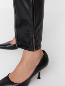 Штани повсякденні Trendyol модель TWOAW23PL00219/Siyah Фото