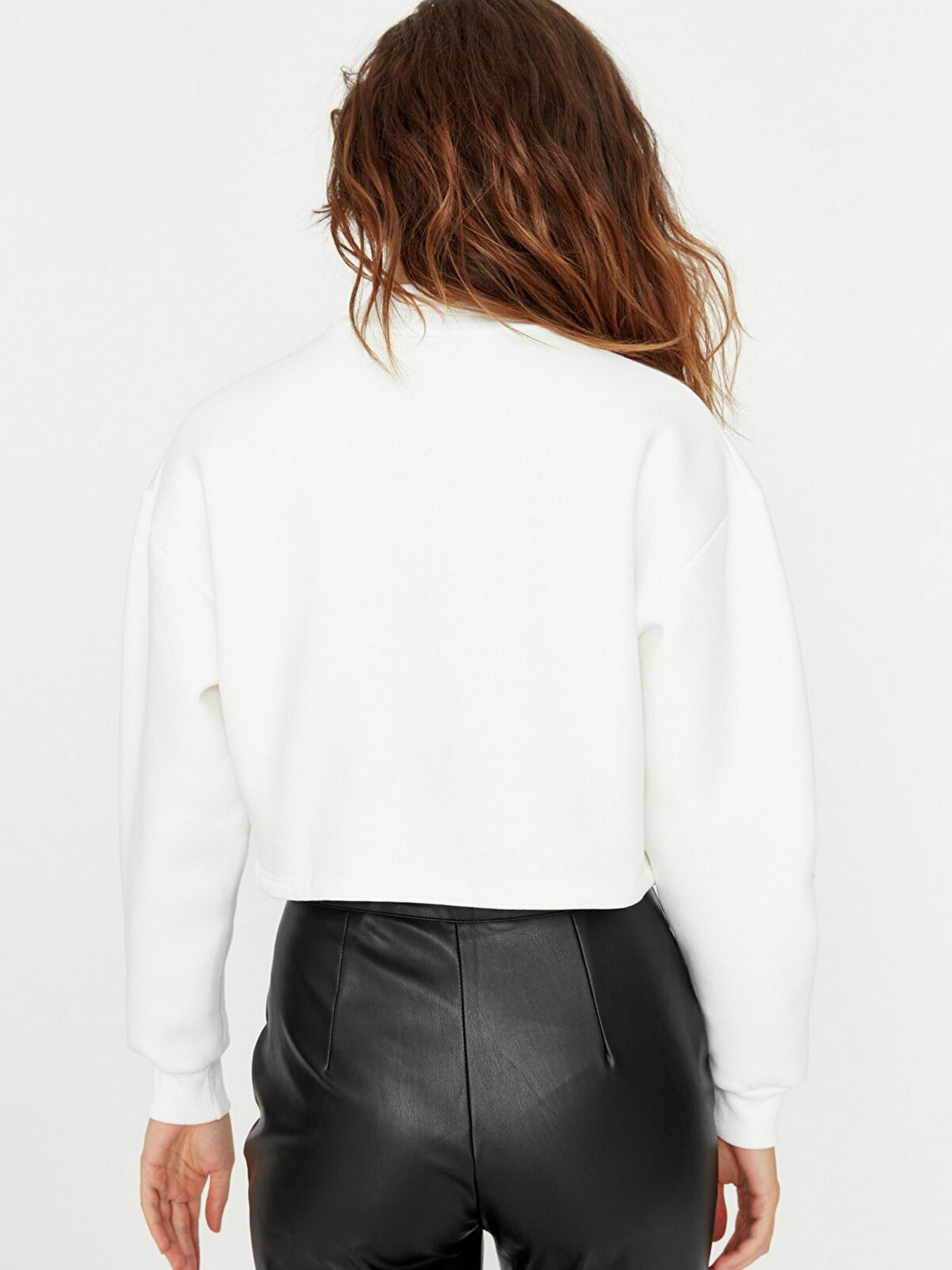 Світшот Trendyol модель TWOAW23SW00577/Beyaz Фото