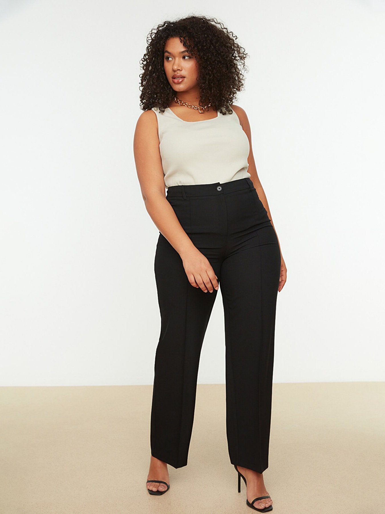 Штани класичні Trendyol модель TBBSS22PL0301/Siyah Фото