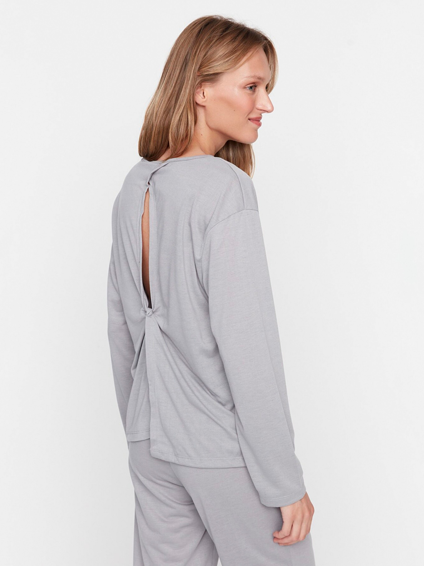 Пижама Trendyol модель THMAW22PT0763/Gri Фото