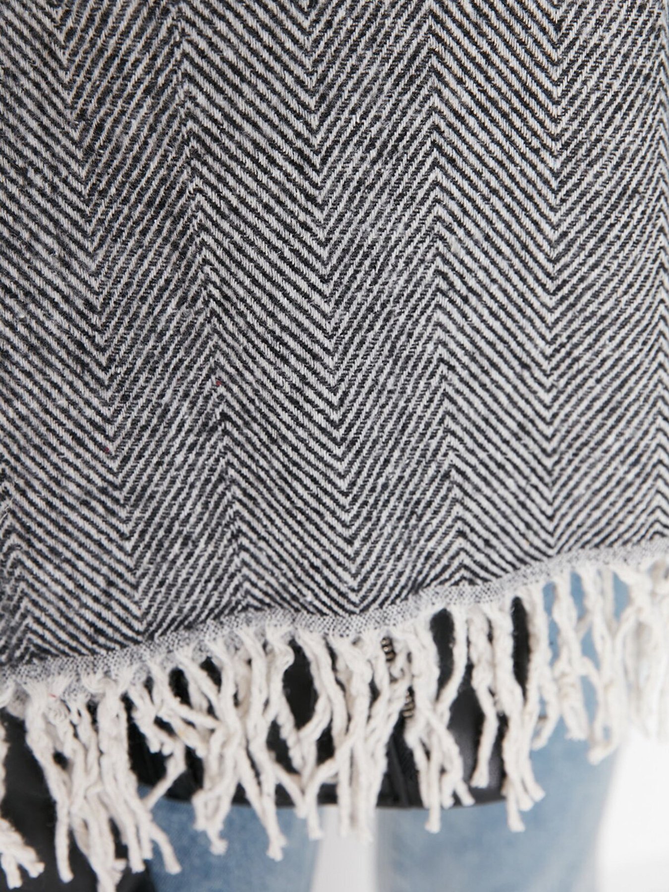 Шарф Trendyol модель TWOAW22AT0036/Siyah Фото