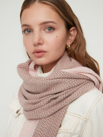 Шарф Trendyol модель TWOAW22AT0059/Pudra Фото