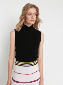 Майка Trendyol модель TWOAW20BZ0742/Siyah Фото