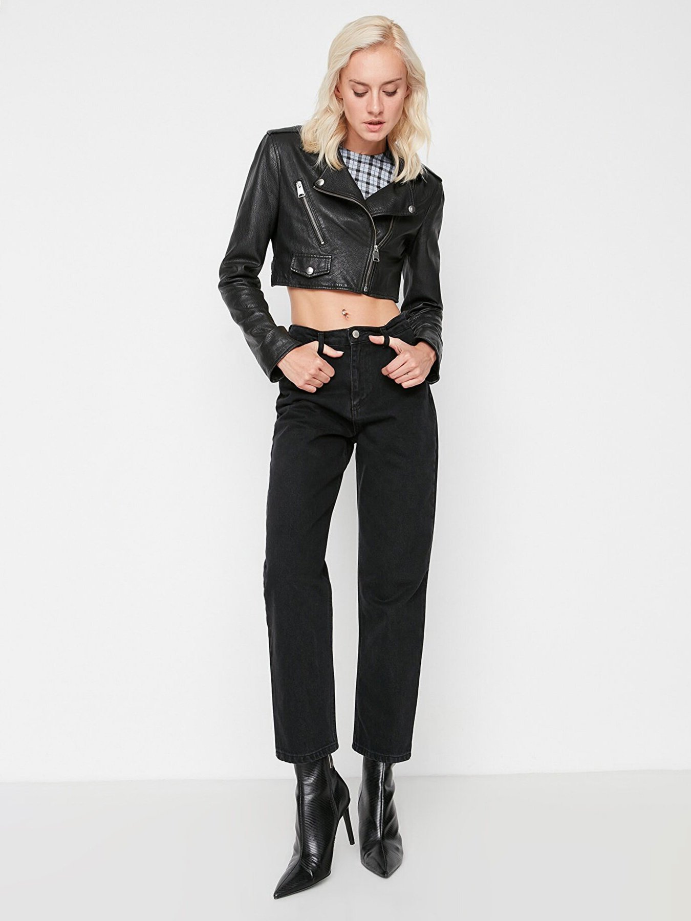 Бойфренди Trendyol модель TWOAW21JE0106/Antrasit Фото