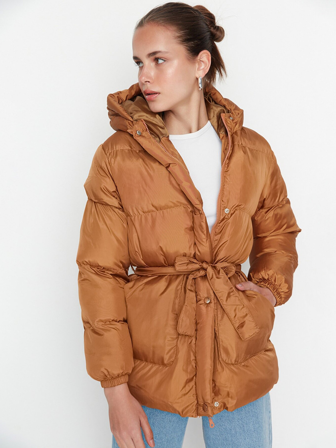 Зимняя куртка Trendyol модель TWOAW21MO0011/Camel Фото