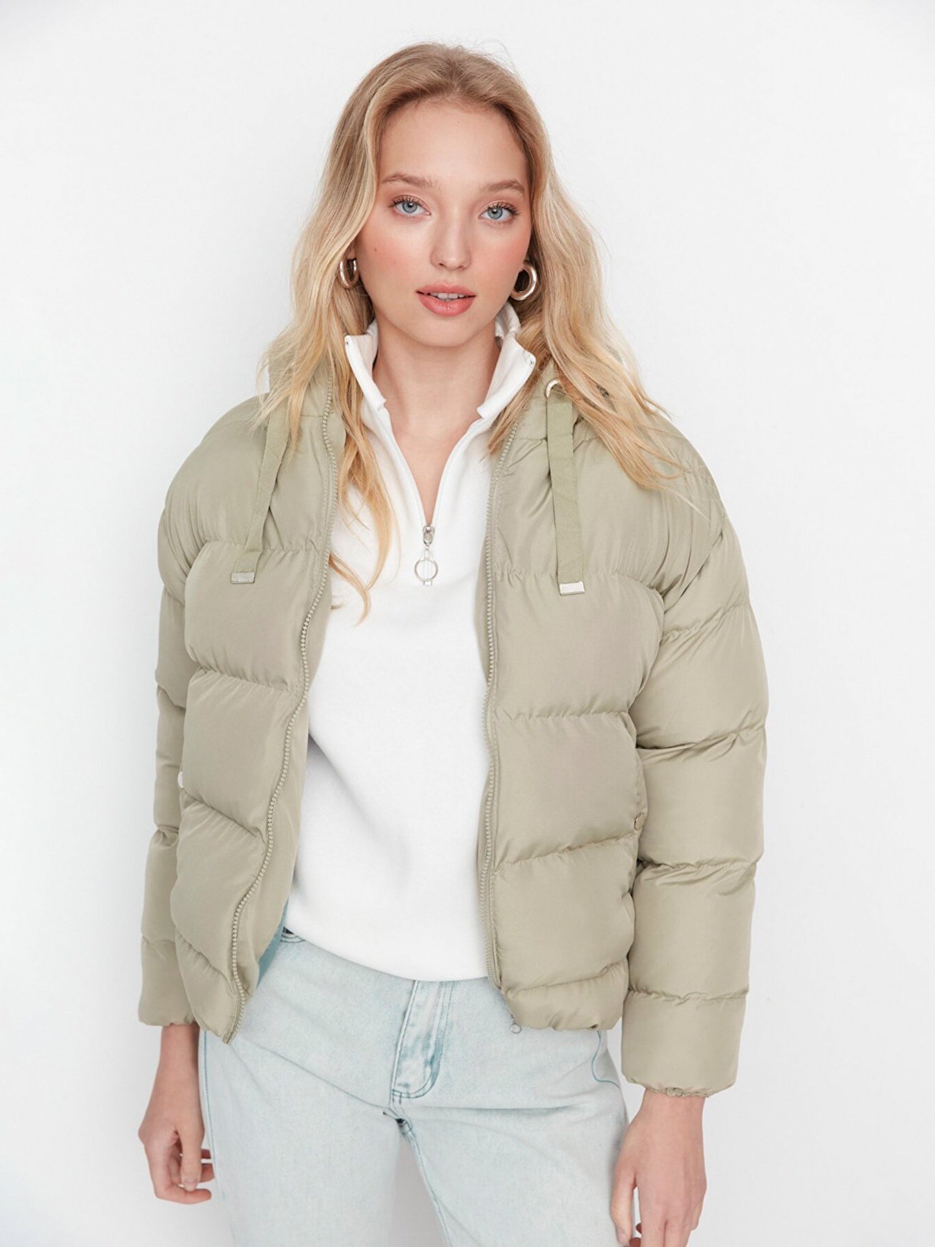 Зимняя куртка Trendyol модель TWOAW21MO0022/Acik Haki Фото