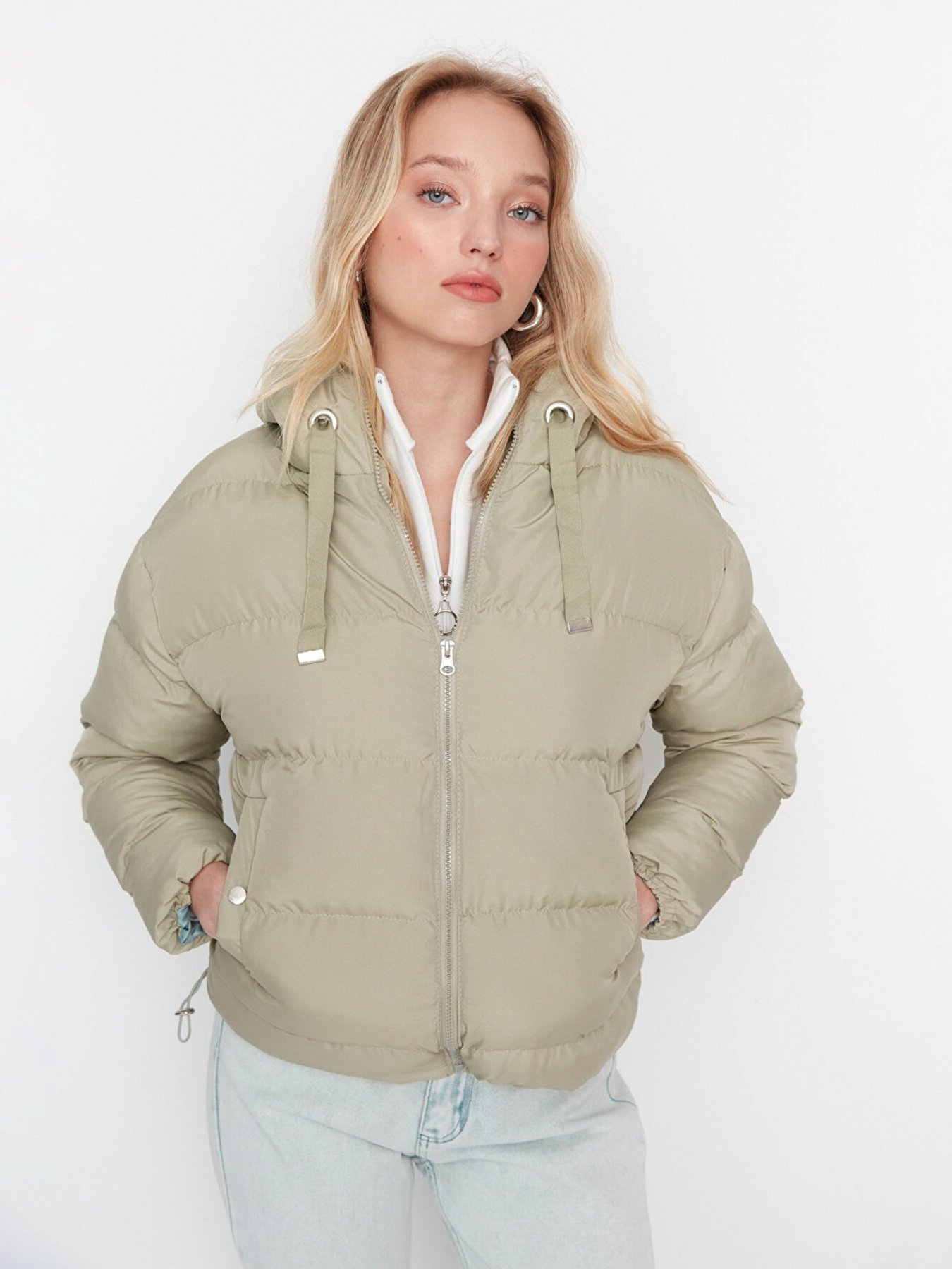 Зимняя куртка Trendyol модель TWOAW21MO0022/Acik Haki Фото