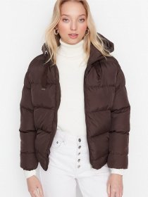 Демісезонна куртка Trendyol модель TWOAW21MO0022/Koyu Kahverengi Фото