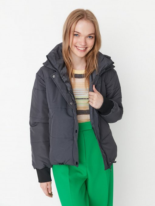 Демисезонная куртка Trendyol модель TWOAW21MO0144/Antrasit Фото