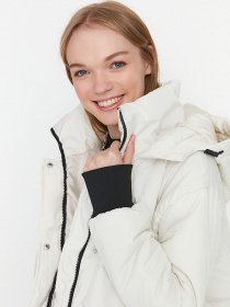 Зимова куртка Trendyol модель TWOAW21MO0144/Gri Фото