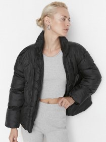 Демисезонная куртка Trendyol модель TWOAW22MO0079/Siyah Фото