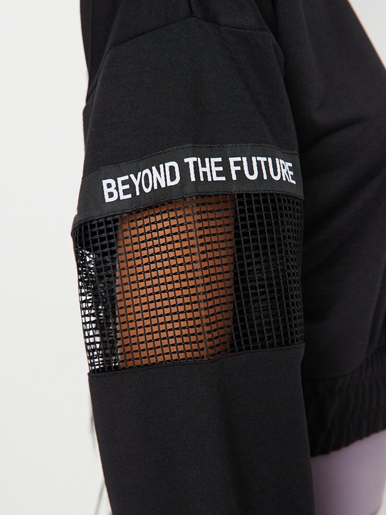 Кофта спортивная Trendyol модель TWOAW22SW1700/Siyah Фото