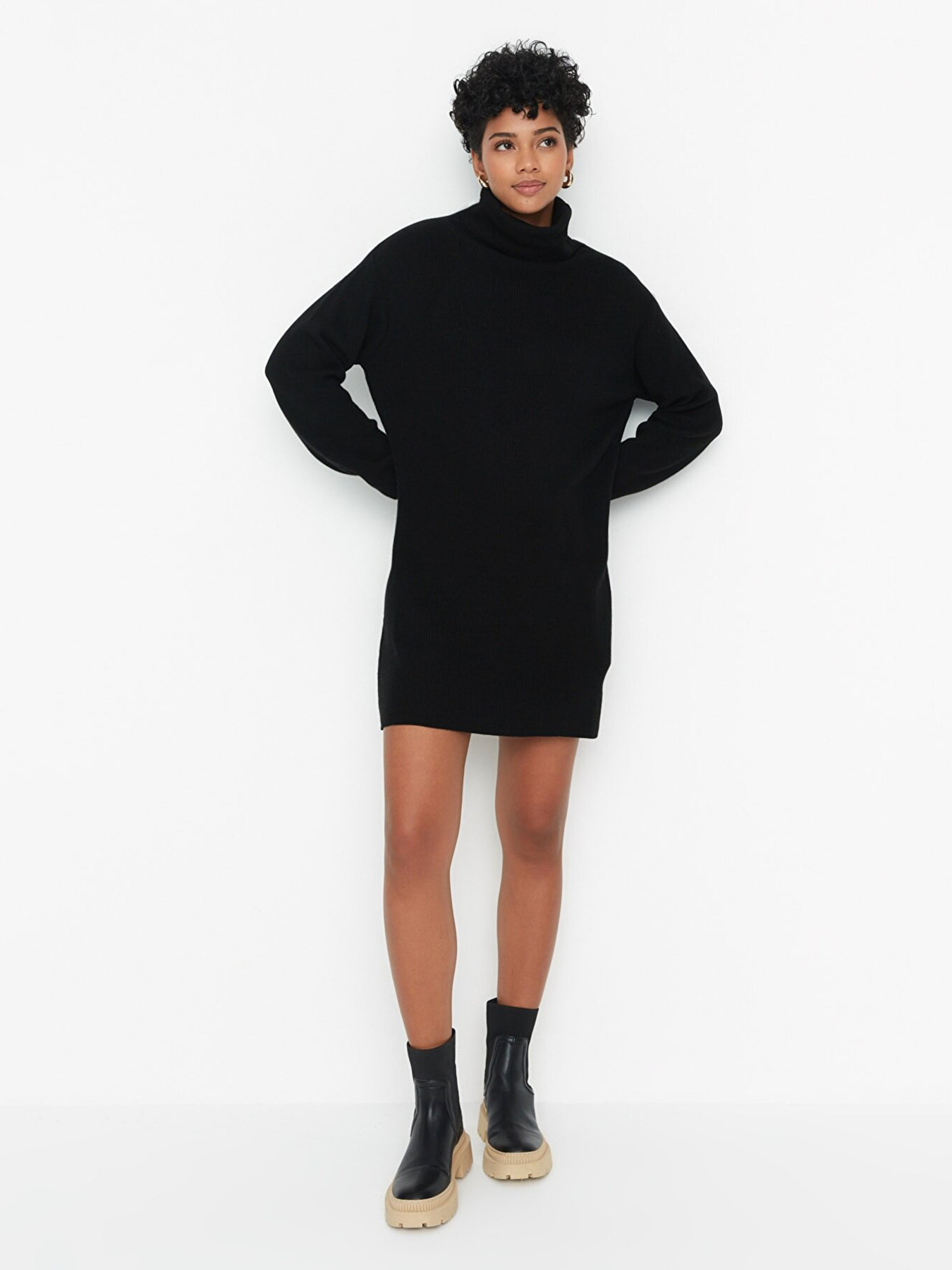 Сукня міні Trendyol модель TWOAW23EL00026/Siyah Фото