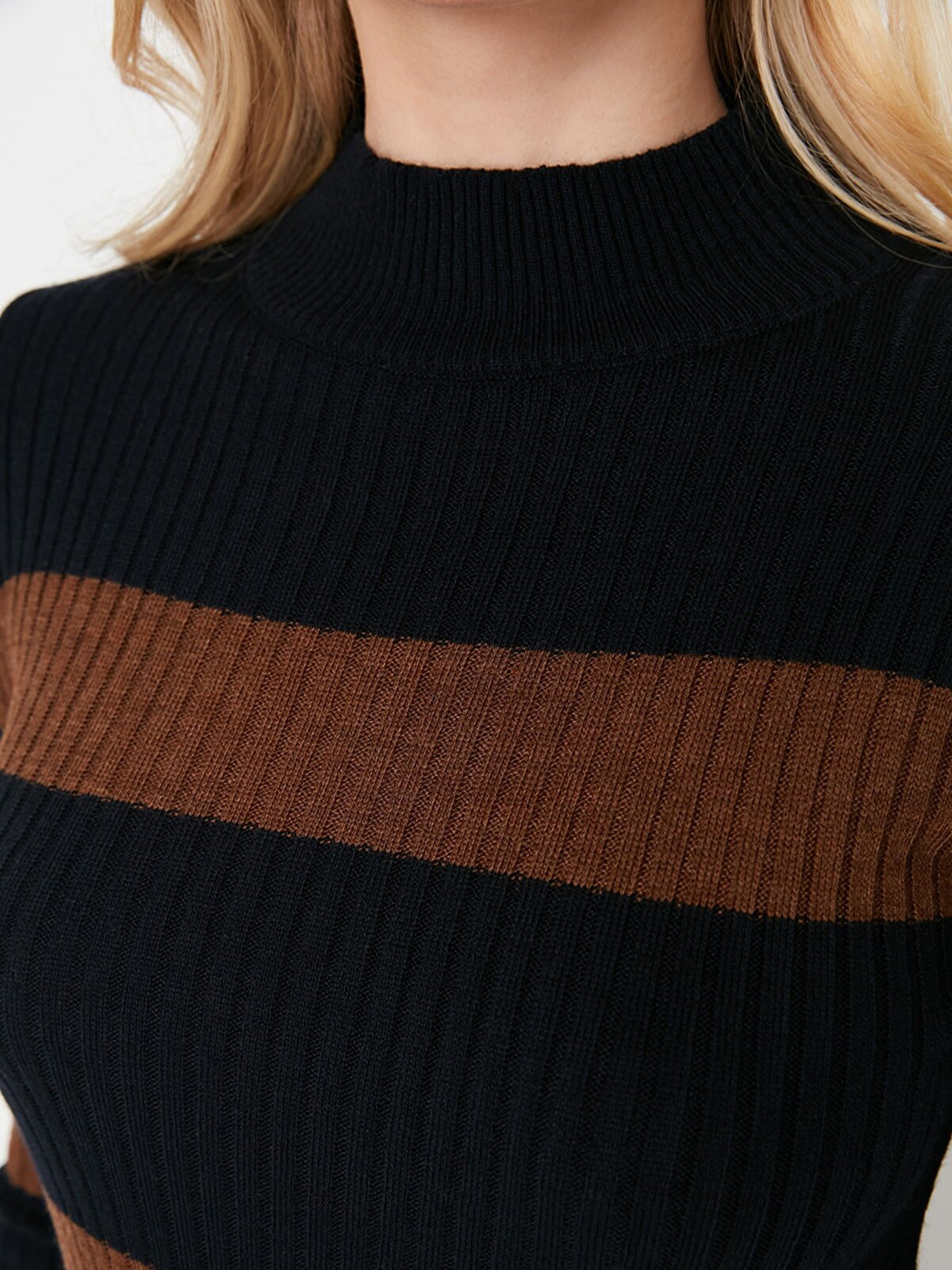 Платье миди Trendyol модель TWOAW23EL00226/Lacivert Фото