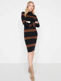 Платье миди Trendyol модель TWOAW23EL00226/Lacivert Фото