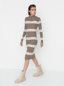 Платье миди Trendyol модель TWOAW23EL00226/Vizon Фото