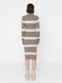 Сукня міді Trendyol модель TWOAW23EL00226/Vizon Фото