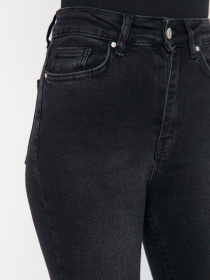 Скіні джинси Trendyol модель TWOAW23JE00108/Siyah Фото