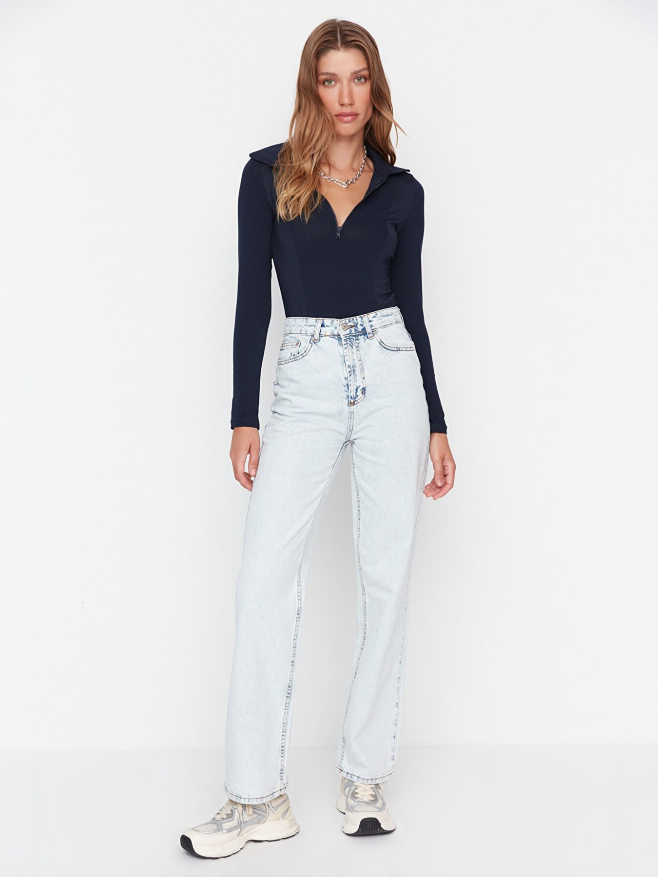 Прямі джинси Trendyol модель TWOAW23JE00129/Mavi Фото