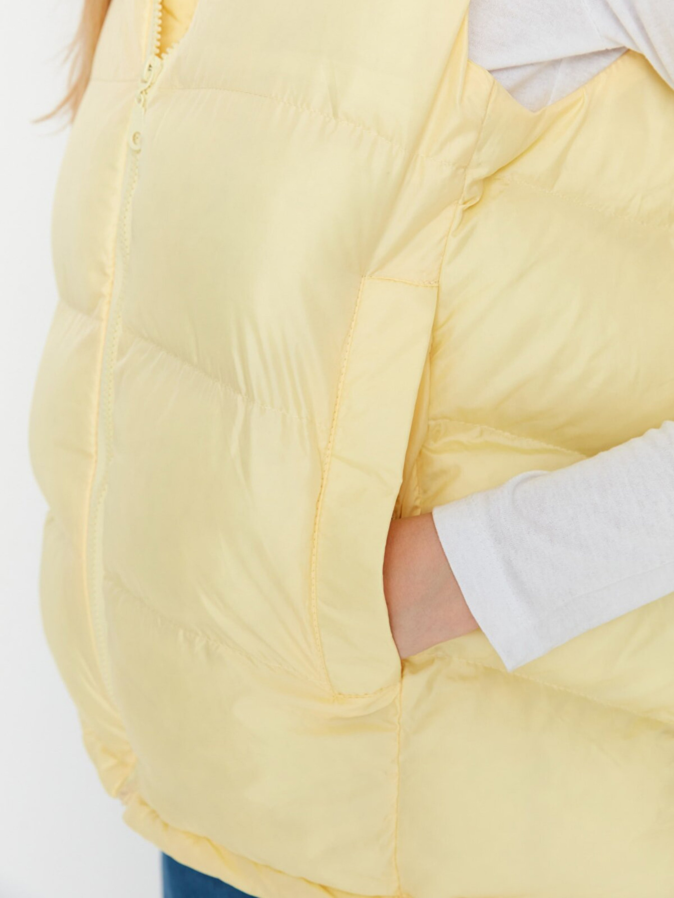 Жилет з утеплювачем Trendyol модель TWOAW23YE00008/Sari Фото