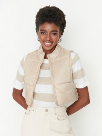 Жилет с утеплителем Trendyol модель TWOAW23YE00013/Tas Фото