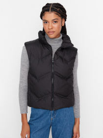 Жилет с утеплителем Trendyol модель TWOAW23YE00028/Siyah Фото