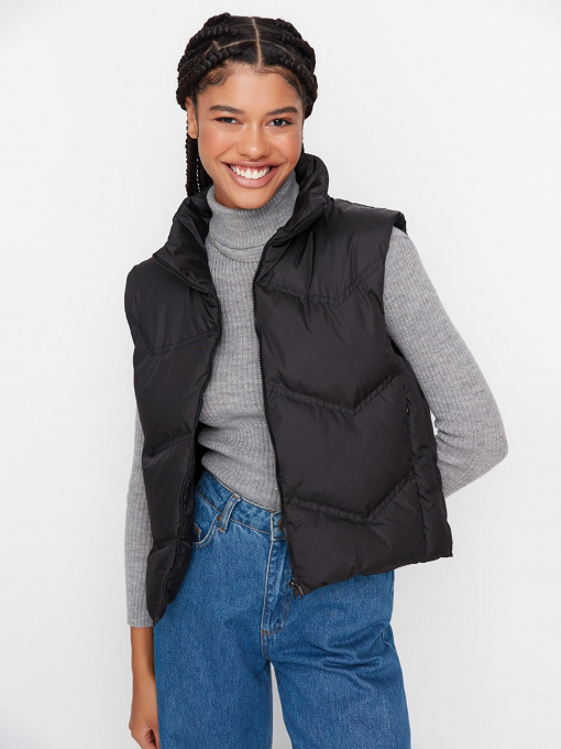 Жилет с утеплителем Trendyol модель TWOAW23YE00028/Siyah Фото