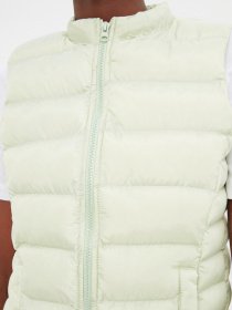 Жилет с утеплителем Trendyol модель TWOSS21YE0012/Acik Haki Фото