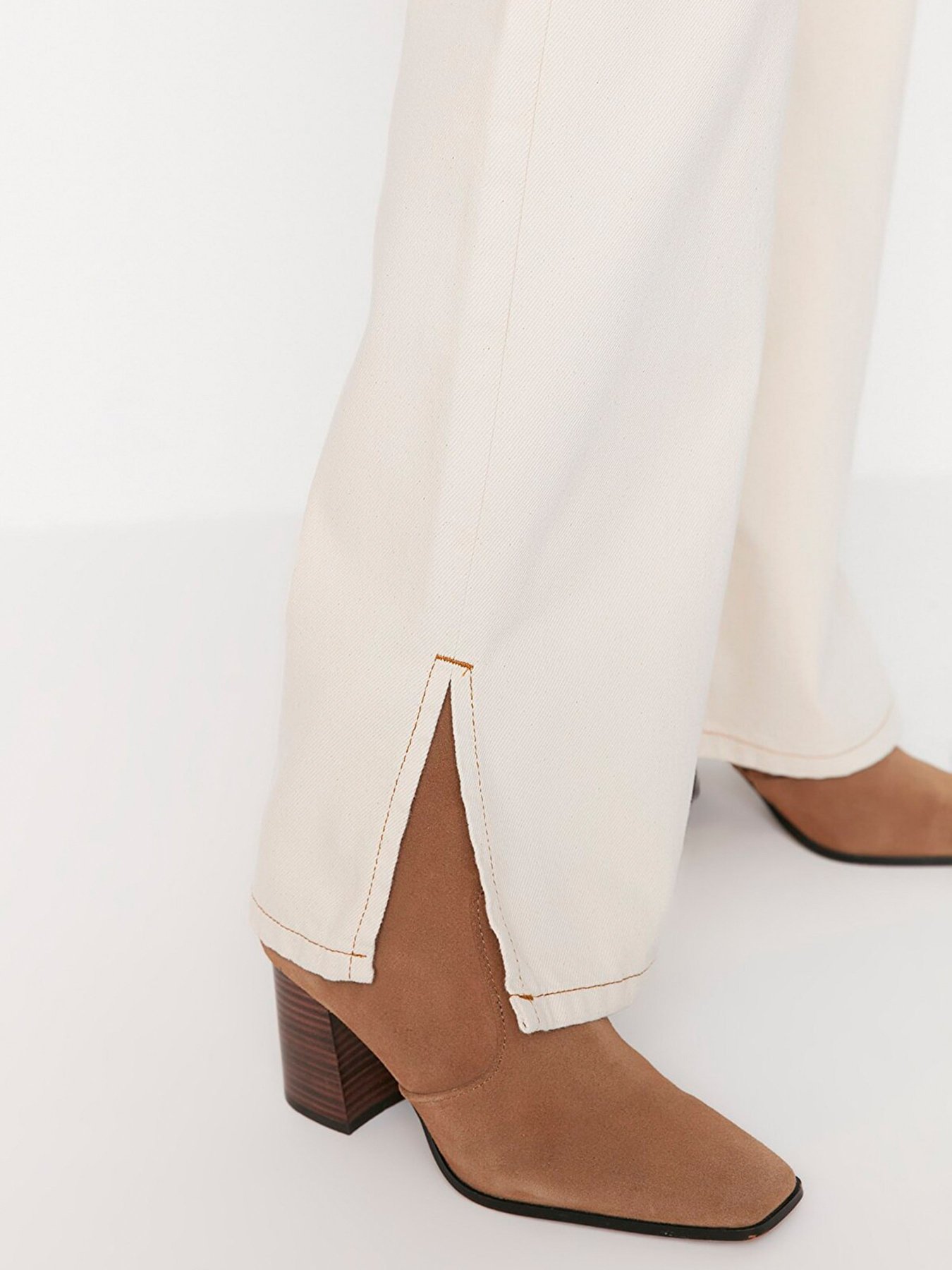 Широкі джинси Trendyol модель TWOSS22JE00060/Beyaz Фото