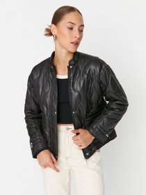 Демісезонна куртка Trendyol модель TWOSS22MO0014/Siyah Фото