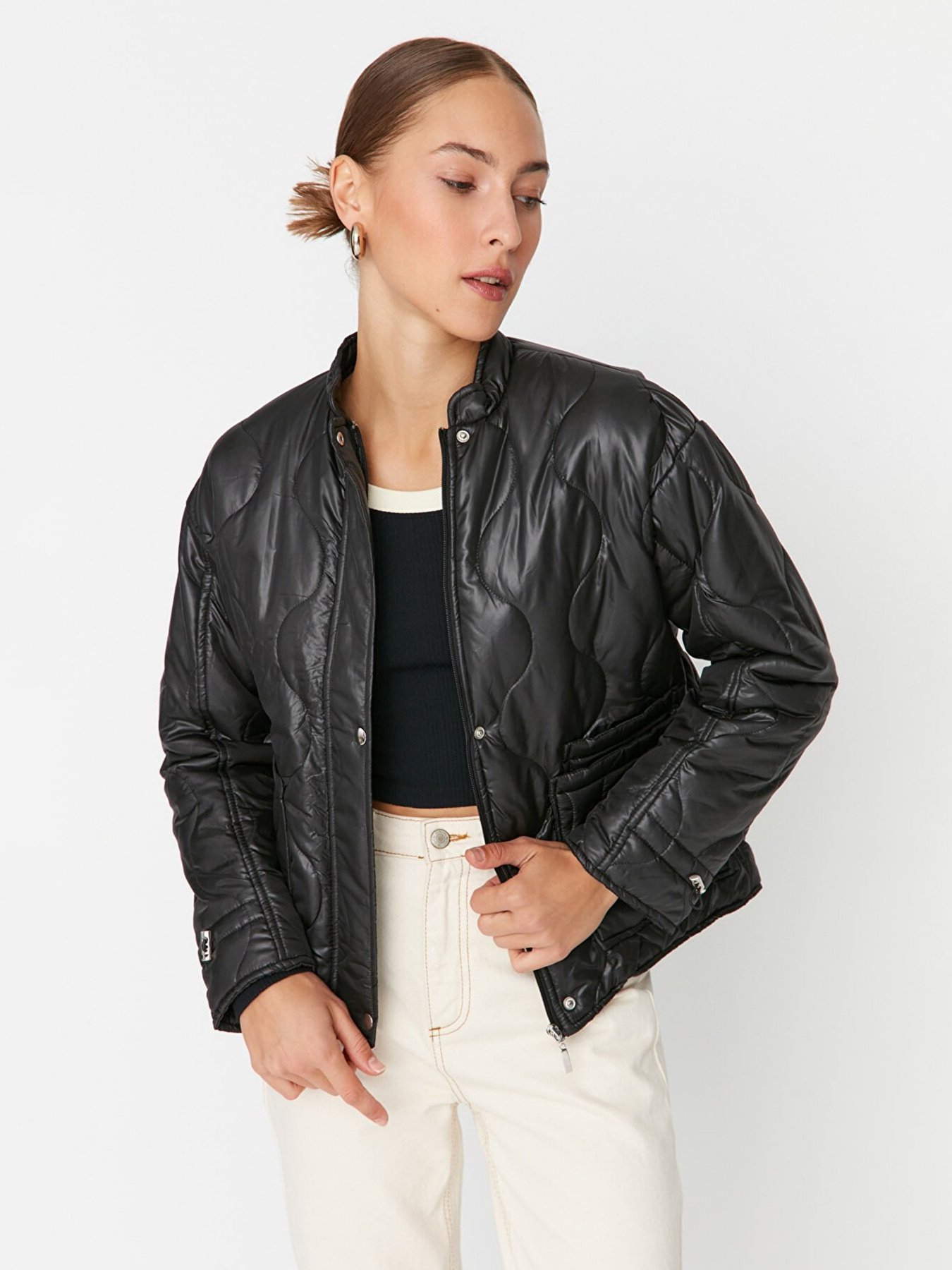 Демісезонна куртка Trendyol модель TWOSS22MO0014/Siyah Фото