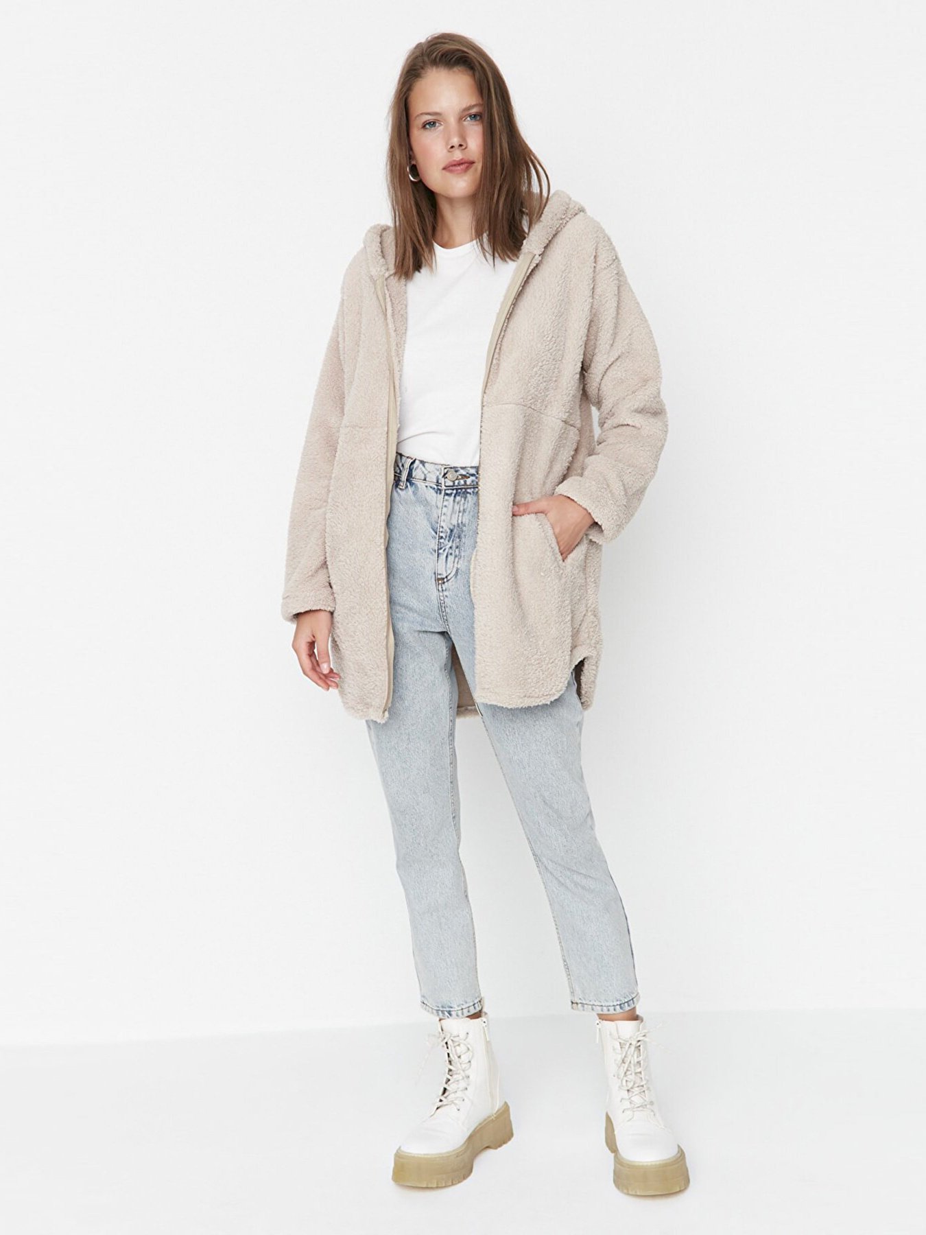 Демісезонна куртка Trendyol модель TCTAW23MT00018/Tas Фото