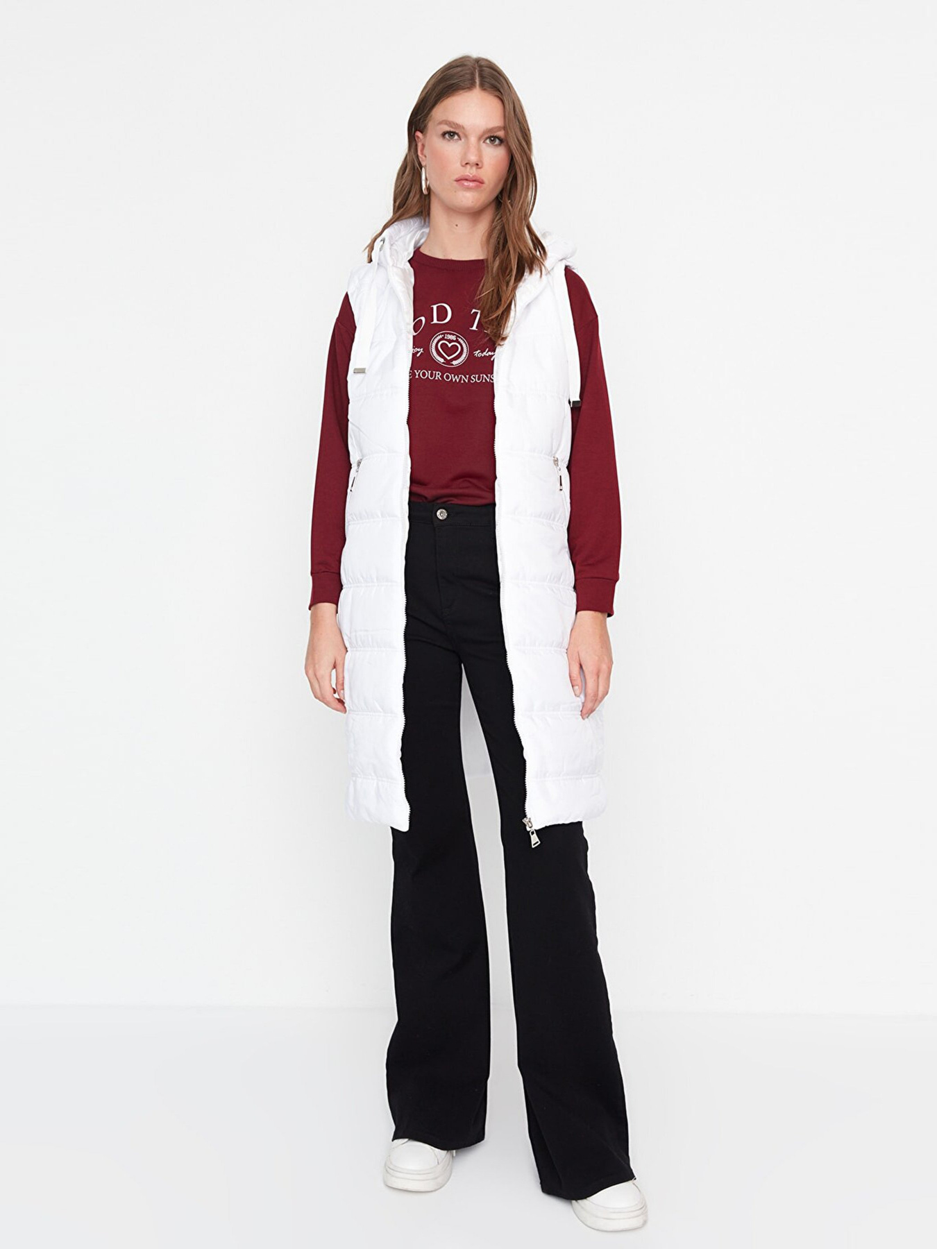 Жилет с утеплителем Trendyol модель TCTAW23YL00005/Beyaz Фото