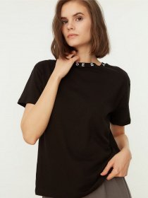 Футболка Trendyol модель TWOAW20TS0099/Siyah Фото