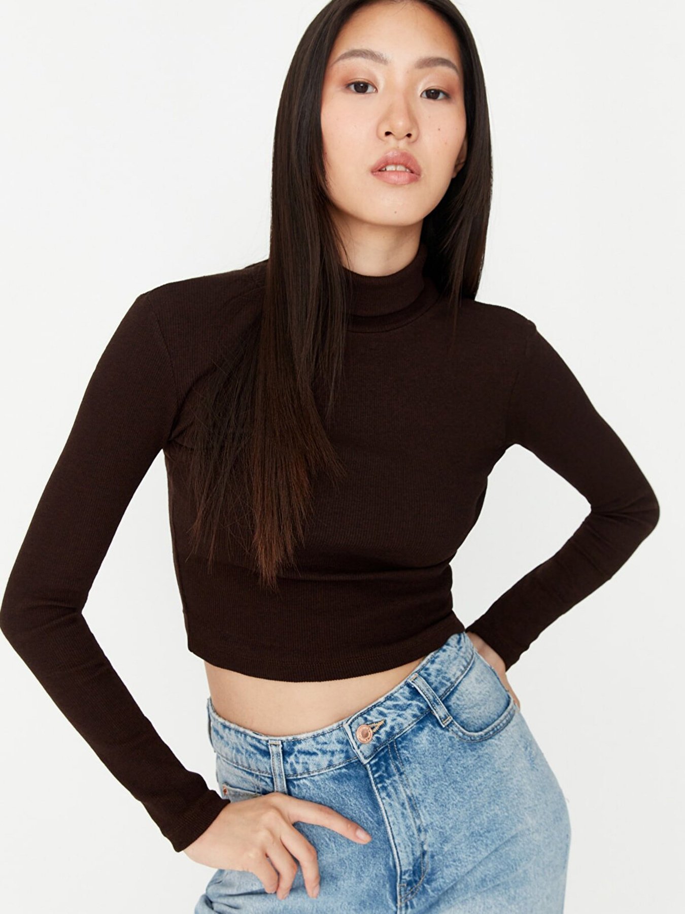 Водолазка Trendyol модель TWOAW22BZ0142/Kahverengi Фото