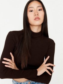 Водолазка Trendyol модель TWOAW22BZ0142/Kahverengi Фото