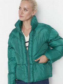 Зимняя куртка Trendyol модель TWOAW22MO0079/Ordek Basi Yesili Фото