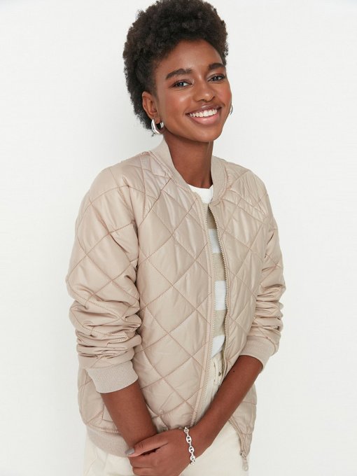 Бомбер Trendyol модель TWOAW23MO00058/Vizon Фото