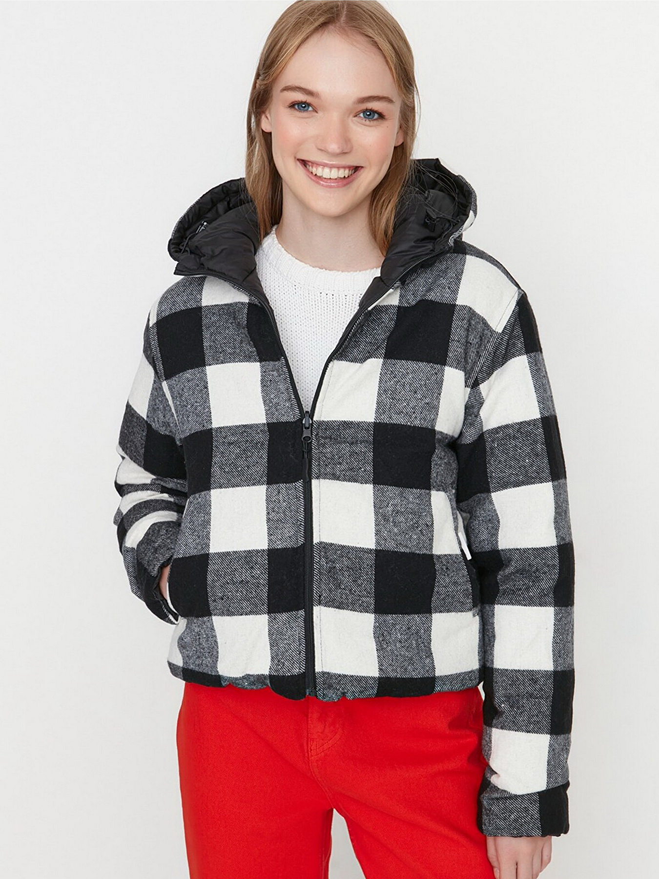 Демісезонна куртка Trendyol модель TWOAW23MO00068/Siyah Фото