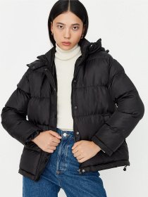 Зимова куртка Trendyol модель TWOAW23MO00155/Siyah Фото